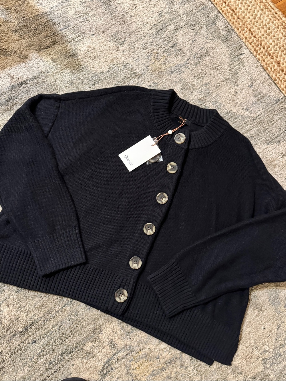 NWT Quince Black Button-Up Ribbed Hem Women’s Cardigan Sz M 💋💋💋